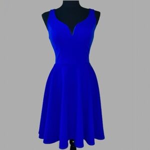 B. Darlin | Backless | Size: 5/6